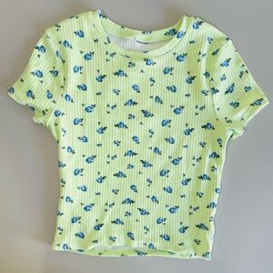 EUC Women’s small floral top